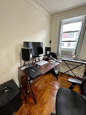 2nd image of 26 2nd Ave APT 3BF