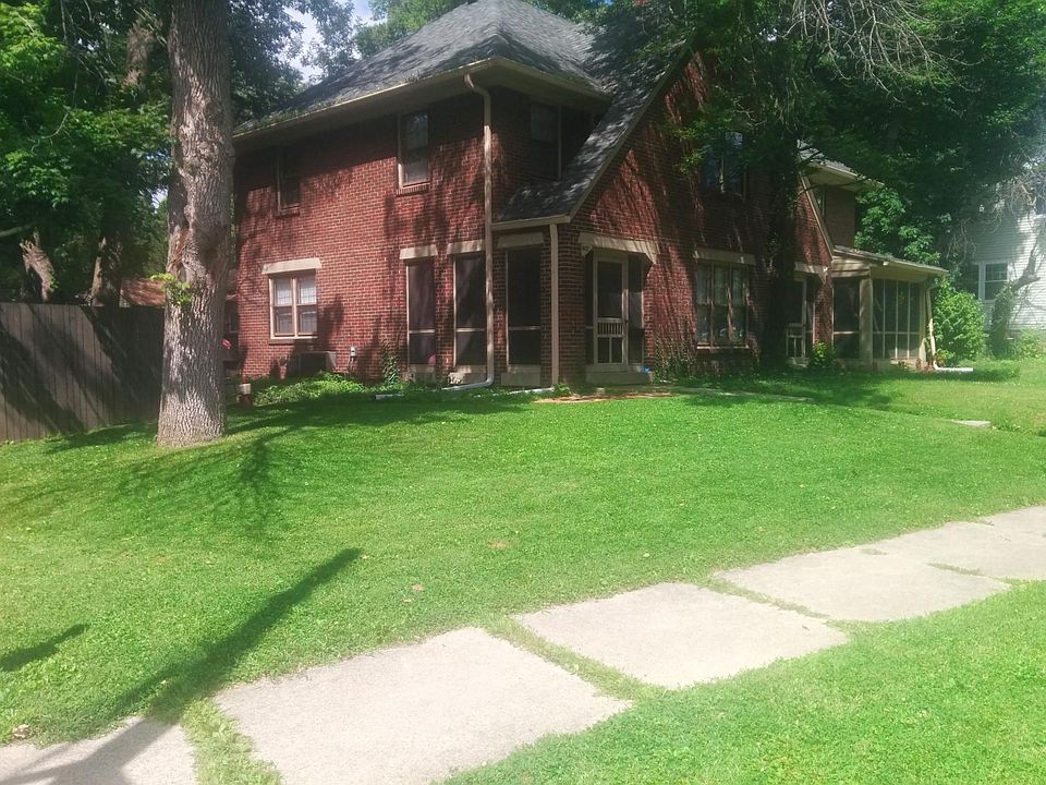 1st image of 606 E 58th St