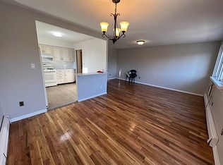 68-01 58th Rd #2, Maspeth, NY 11378