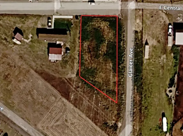 341 Glacier Ave, Shelby, MT 59474