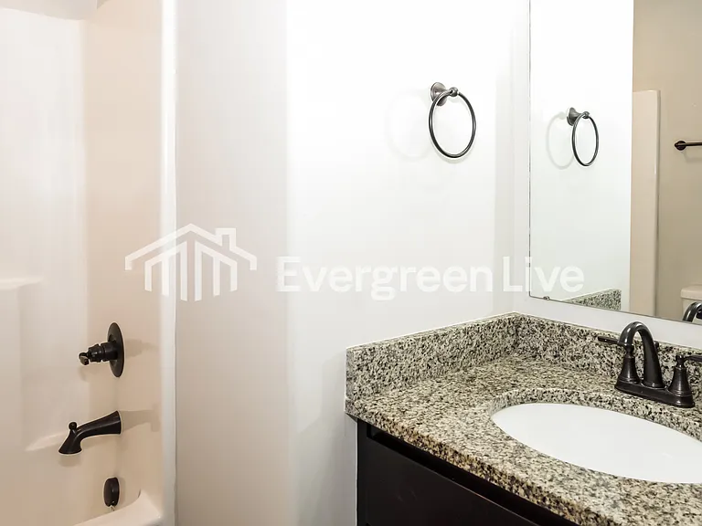 105 Ocean Springs Ave — Photo 12
