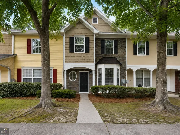 6114 Camden Forrest Dr, Riverdale, GA 30296