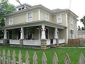 1st image of 836 S Hill Ave