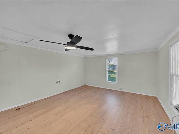 3rd image of 780 Little Cove Rd