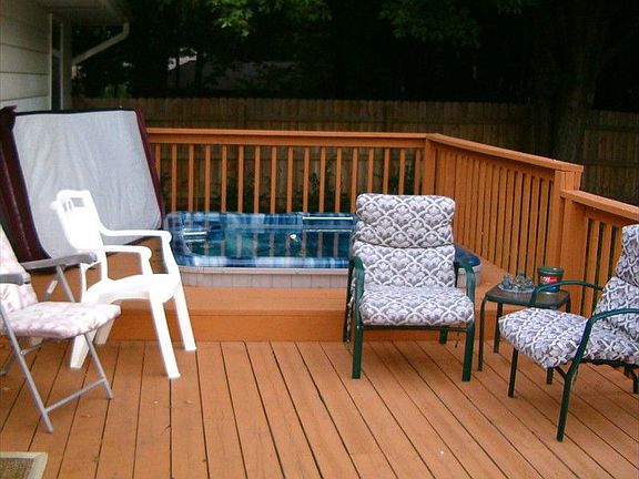 3rd image of 6315 Woodcliff St