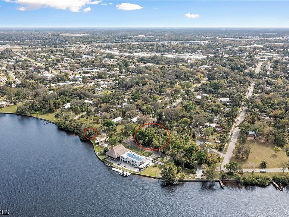 1st image of 4836/4839 E Riverside Dr