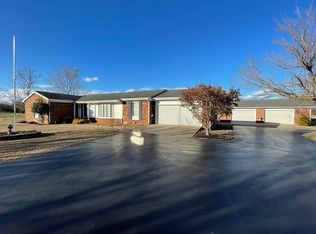 448 Mullins Ln, Benton, KY 42025