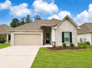 11268 Clover Knoll Dr, Covington, LA 70433