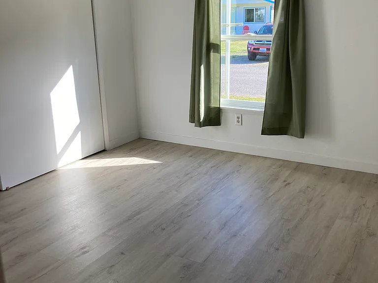 502 Frontier St #7 — Photo 15