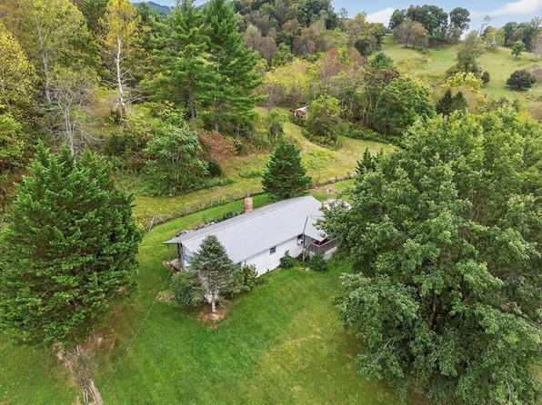 36016 Widener Valley Rd, Glade Spring, VA 24340