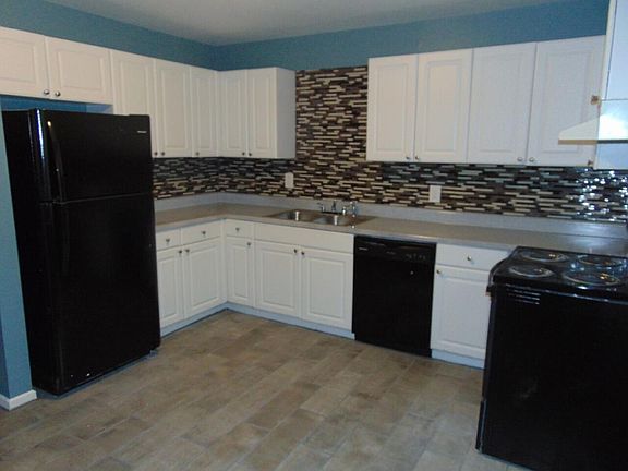 2nd image of 9304 Stark Ave