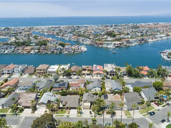 16591 Wanderer Ln, Huntington Beach, CA 92649