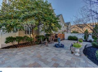 3511 Reserve Dr, Philadelphia, PA 19145