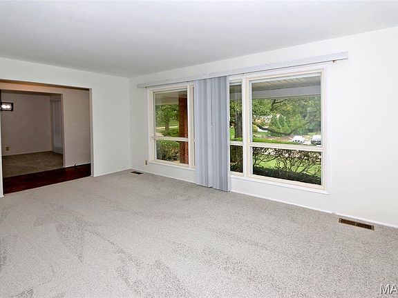5th image of 38 Forestvale Dr