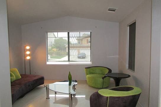 4th image of 29321 Via Estancia