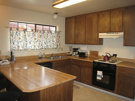 2nd image of 13211 Northwoods Blvd #4