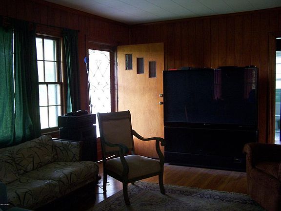 5th image of 120 Stanton Dr