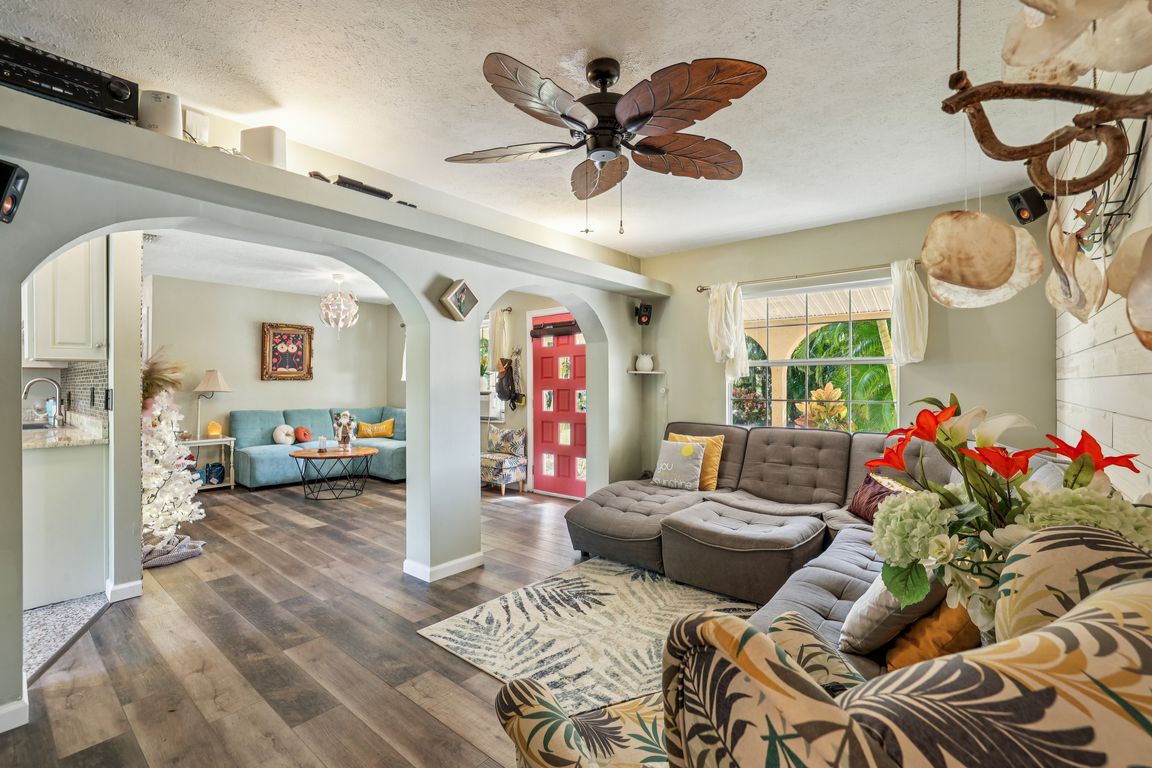 next background image