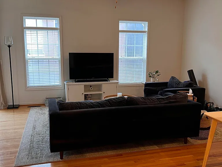 161 Brookwood Dr — Photo 2