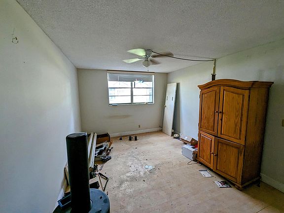 4th image of 3150 Holiday Springs Boulevard #8-106