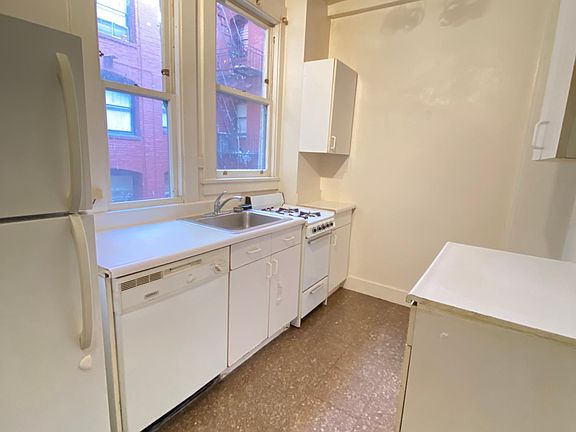 4th image of 555 Ofarrell St #104