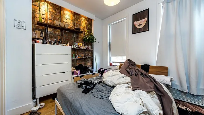 Rented by Nooklyn NYC LLC | media 24