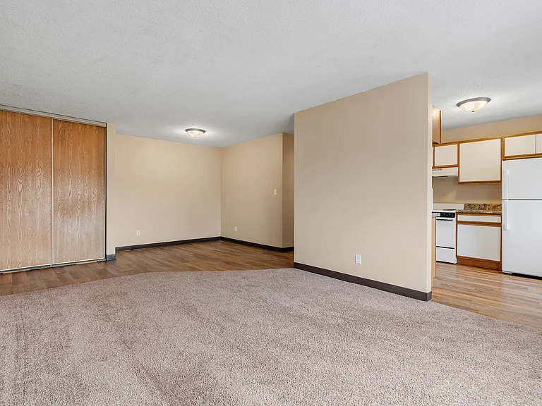 Clark Place Apartments & Townhomes — Photo 9