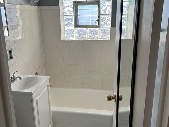 4th image of 1240 S 55th Ct APT 2E