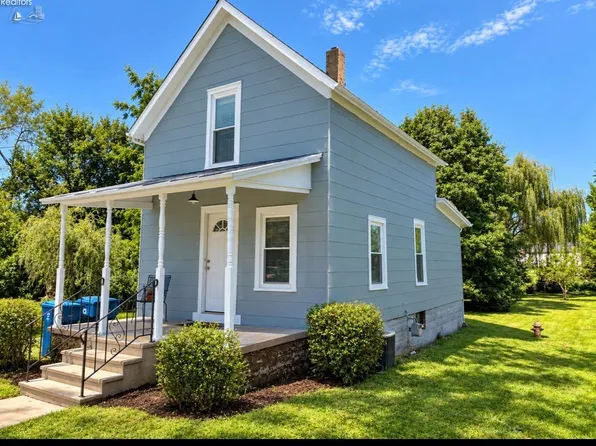 625 Bush Pl, Fremont, OH 43420