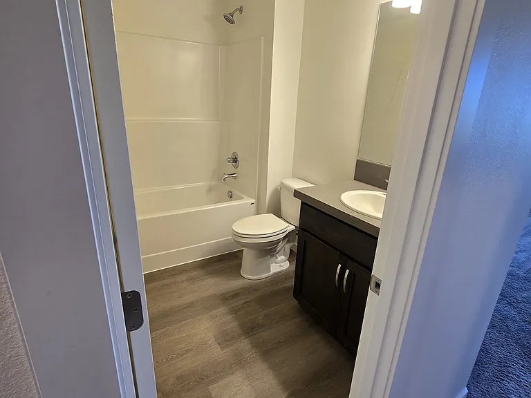 4208 S Kennedy Dr #B — Photo 14