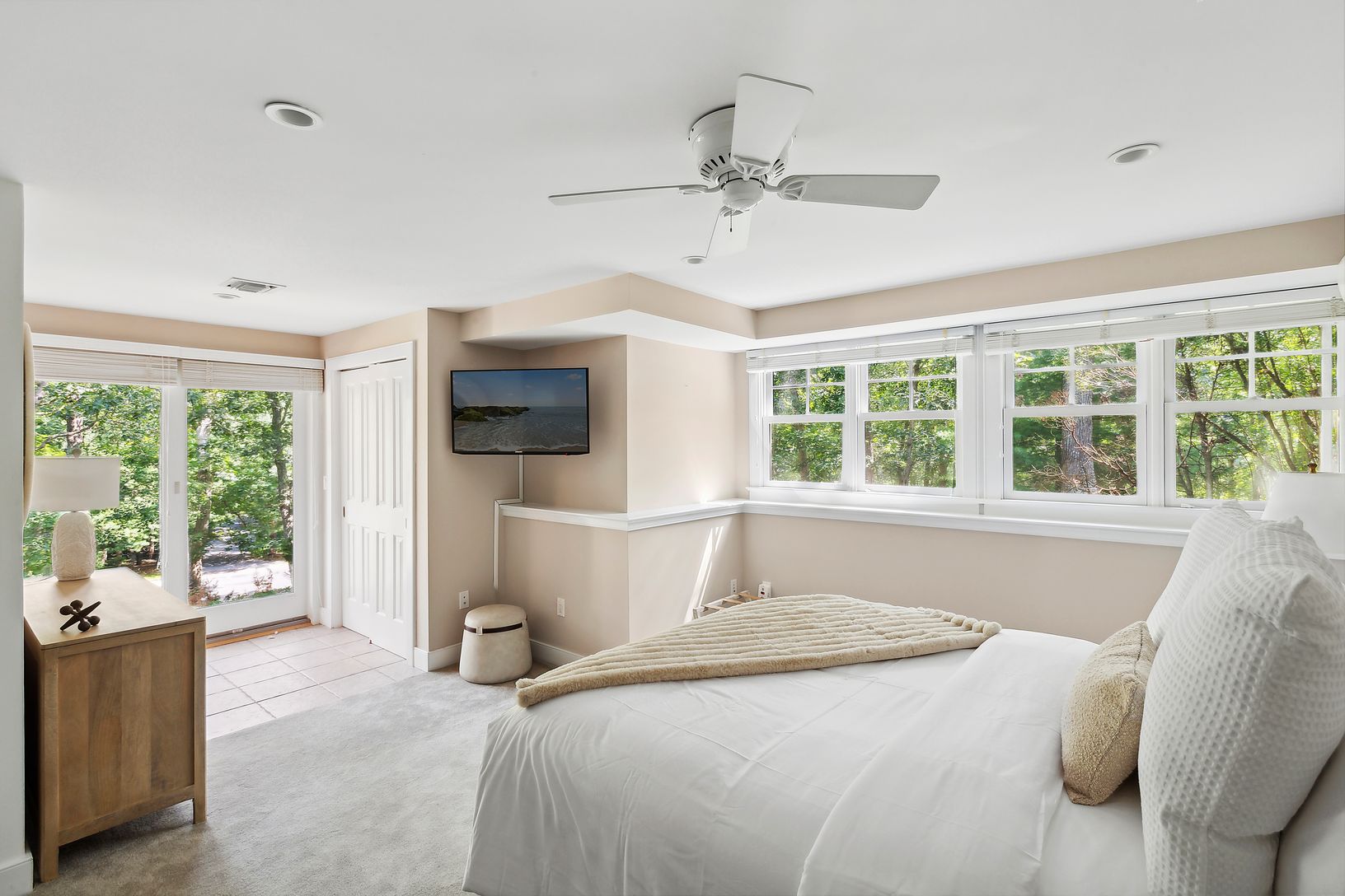 Fourth En Suite Bedroom with Separate Entrance