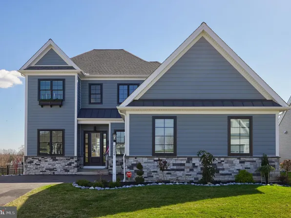 2524 Crowfoot Ln, East Petersburg, PA 17520