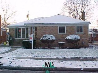 23041 Radclift St, Oak Park, MI 48237