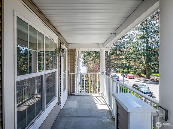 3rd image of 1766 Kennedy Place #D6