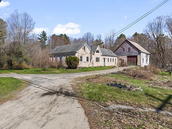 2nd image of 261 Northeast Road