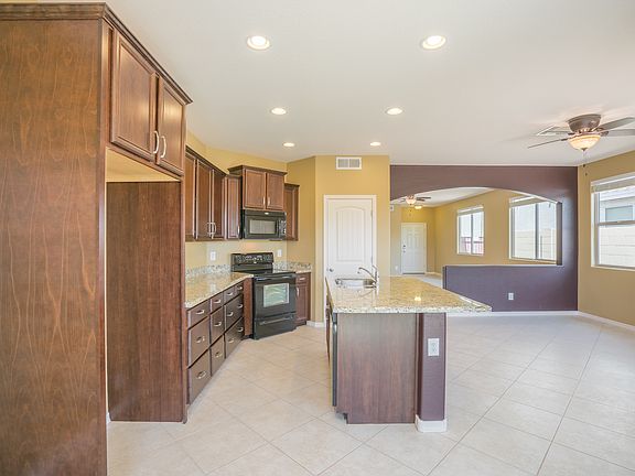 2nd image of 18117 W Ivy Ln