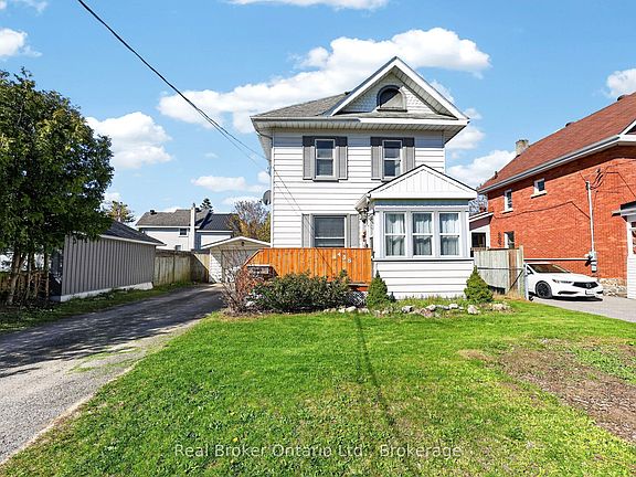 2nd image of 438 Russell St