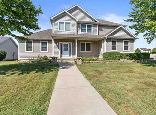 1004 Malinda Ct, Forsyth, IL 62535