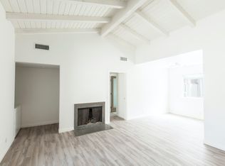 21 Topsail St APT 4, Marina Del Rey, CA 90292