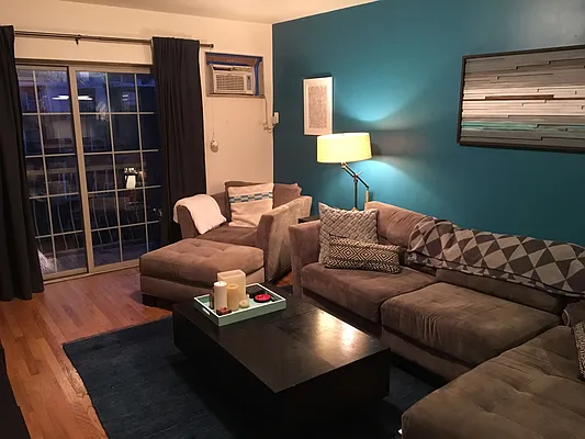 Rented by Nooklyn NYC LLC | media 57