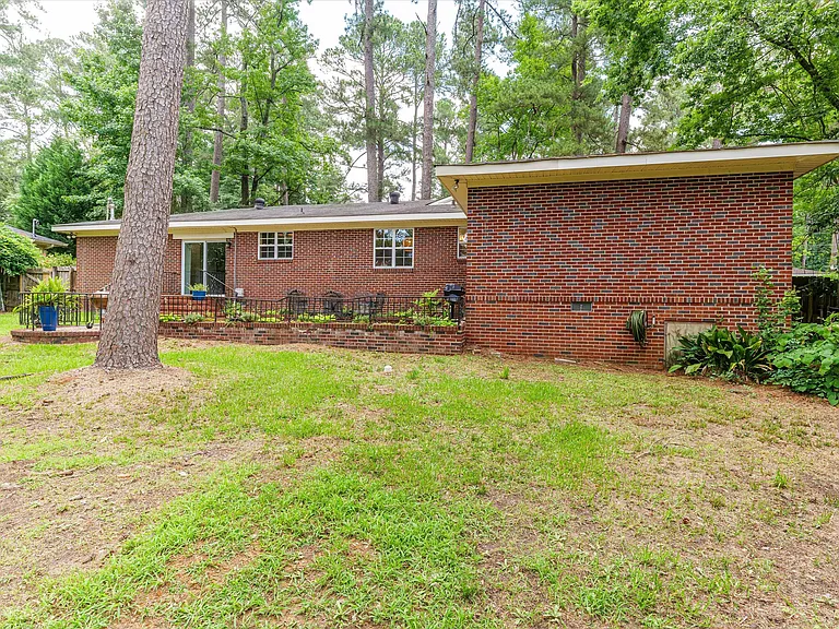 2408 Hiawassee Rd — Photo 26