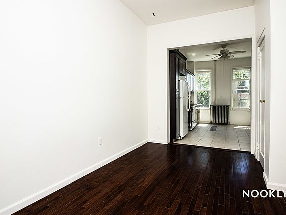 5th image of 16 Wilson Ave #2B