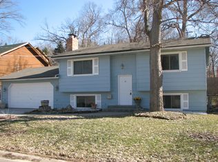 5047 Edgewater Dr, Mound, MN 55364