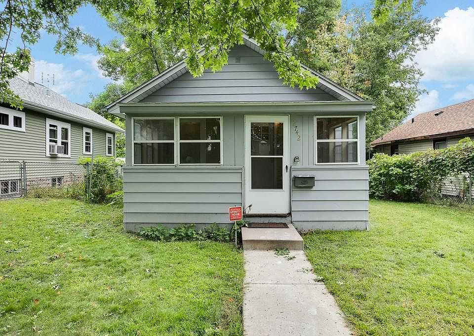 1st image of 2742 Sheridan Ave N
