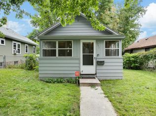 2742 Sheridan Ave N, Minneapolis, MN 55411