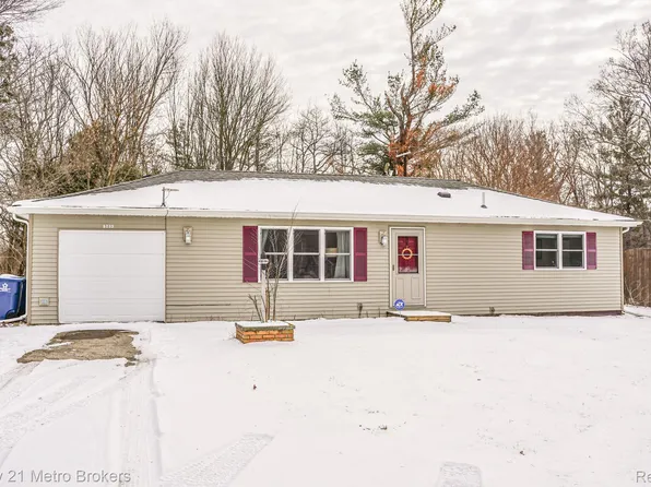 5233 Millington Rd, Millington, MI 48746