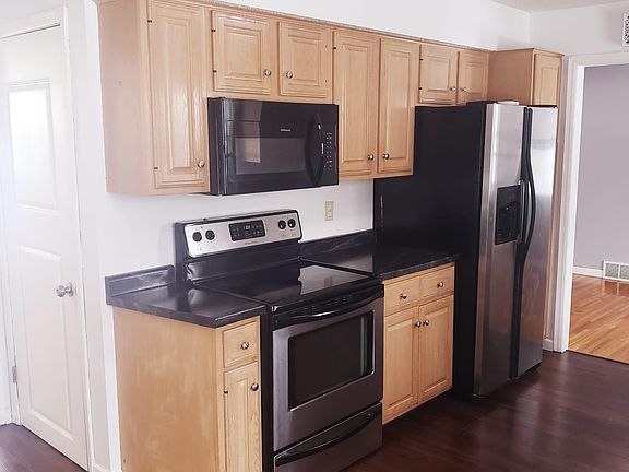 4th image of 7601 Major Ave N