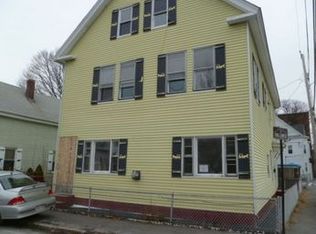 56 Kinsman St, Lowell, MA 01852