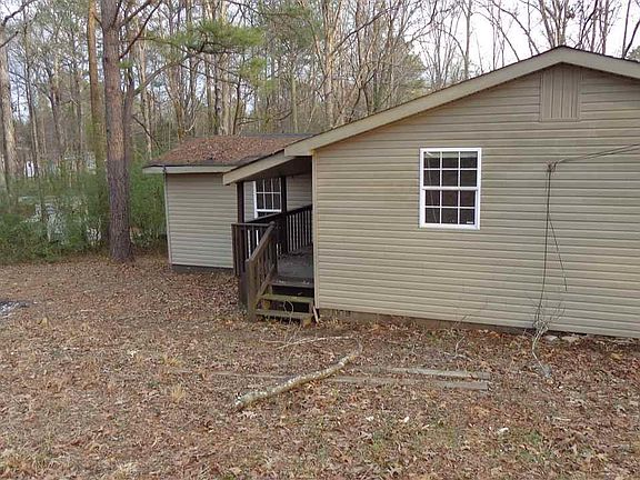 3rd image of 50 Hebron Ln