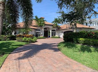 2407 Azure Circle, Palm Beach Gardens, FL 33410
